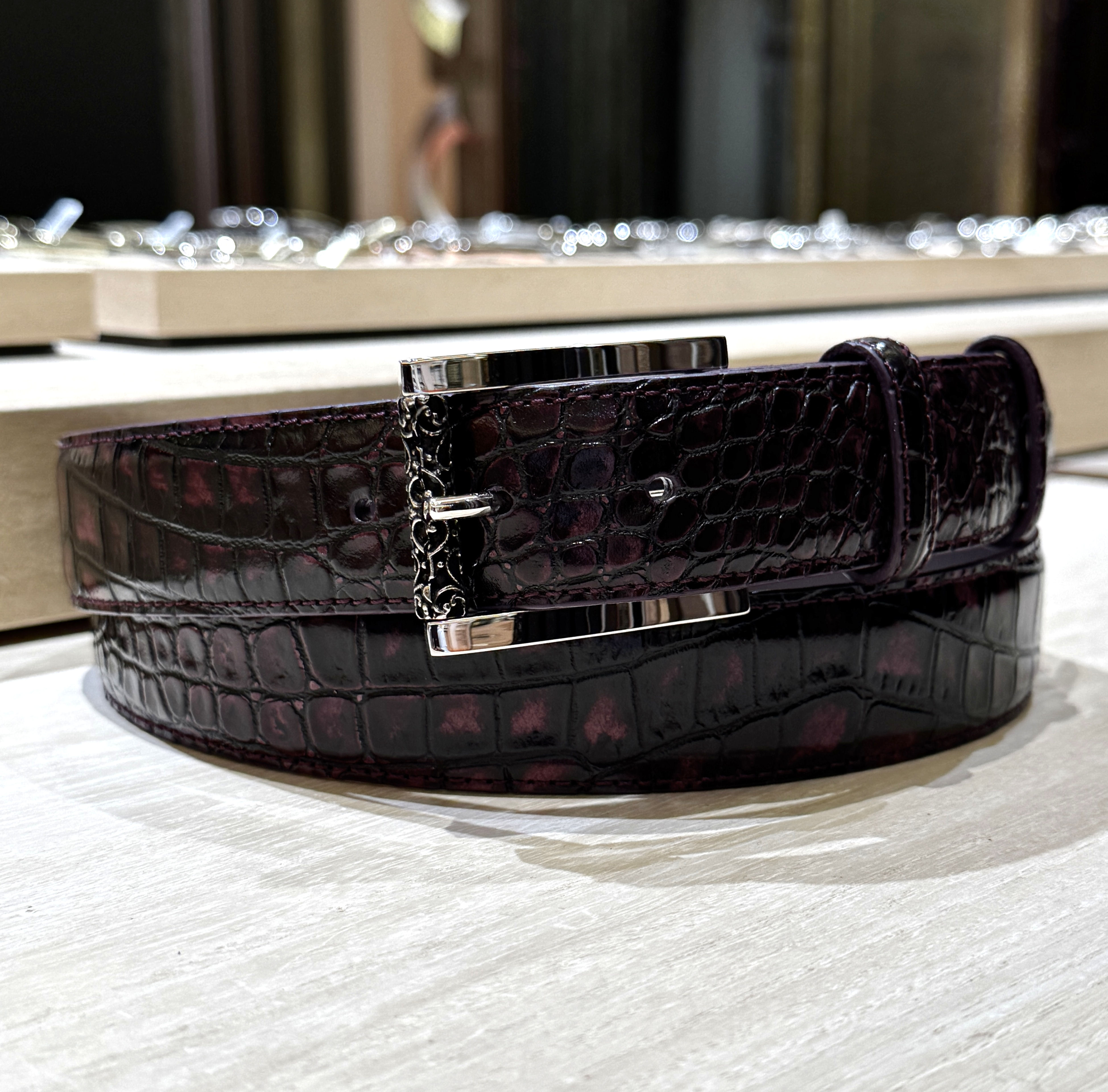 BACALL COCCO HERMES GRAPE for the kind of gentleman who naturally turns heads.