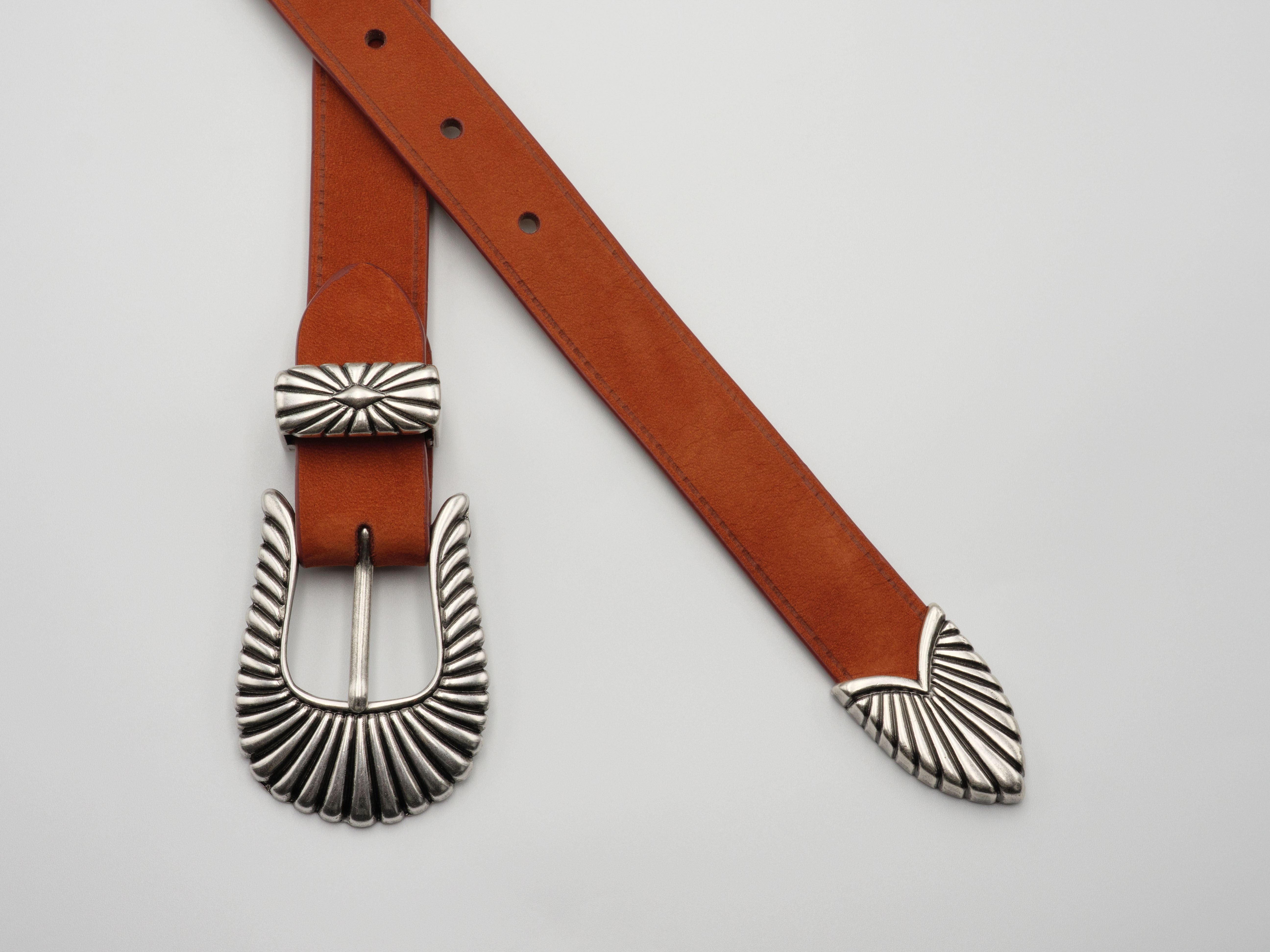 The Art of the 25mm Puntale Belt by Elliott Rhodes London.