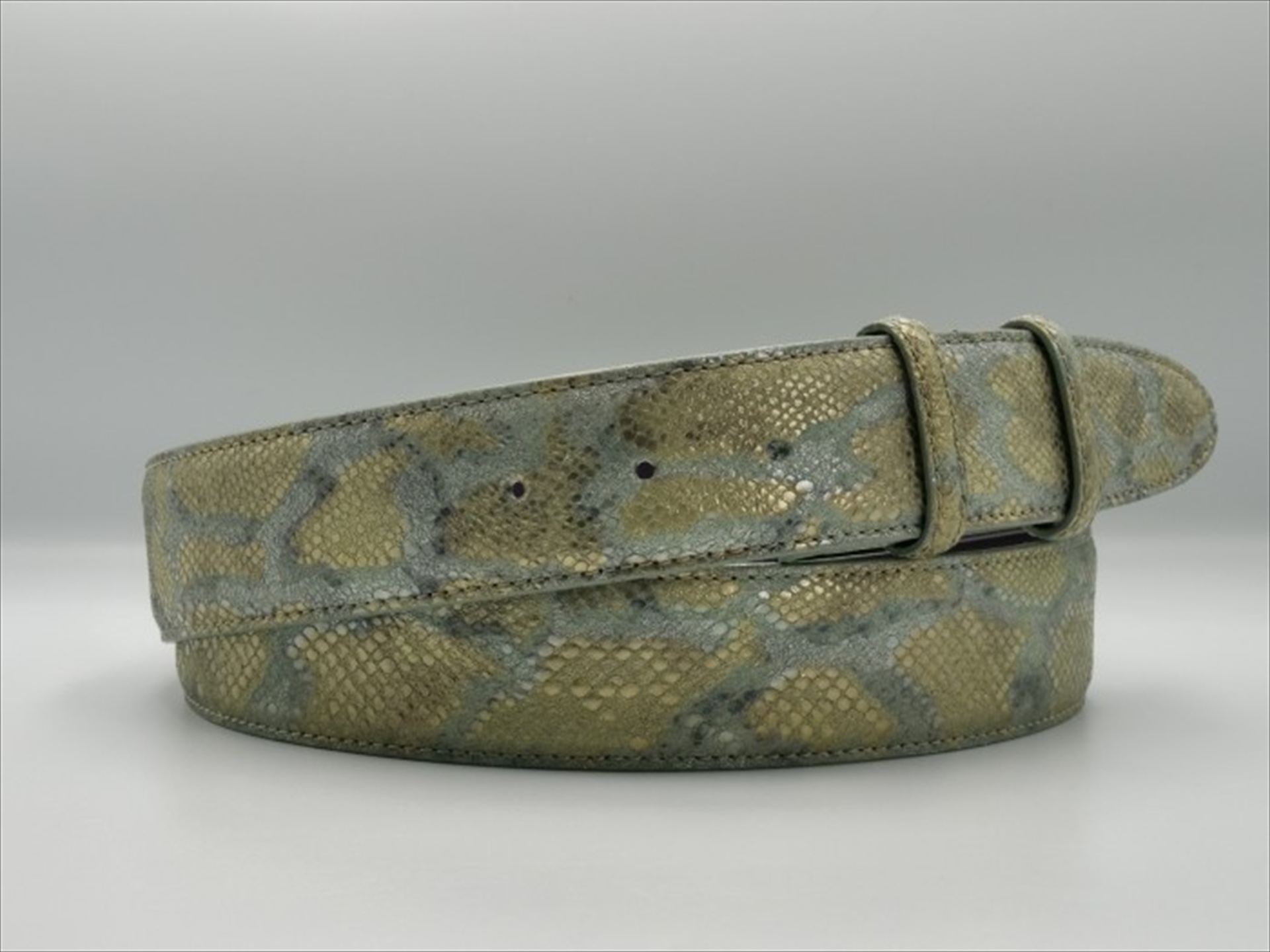 BACALL AFRICHELLA FANTASY PYTHON MATCHA