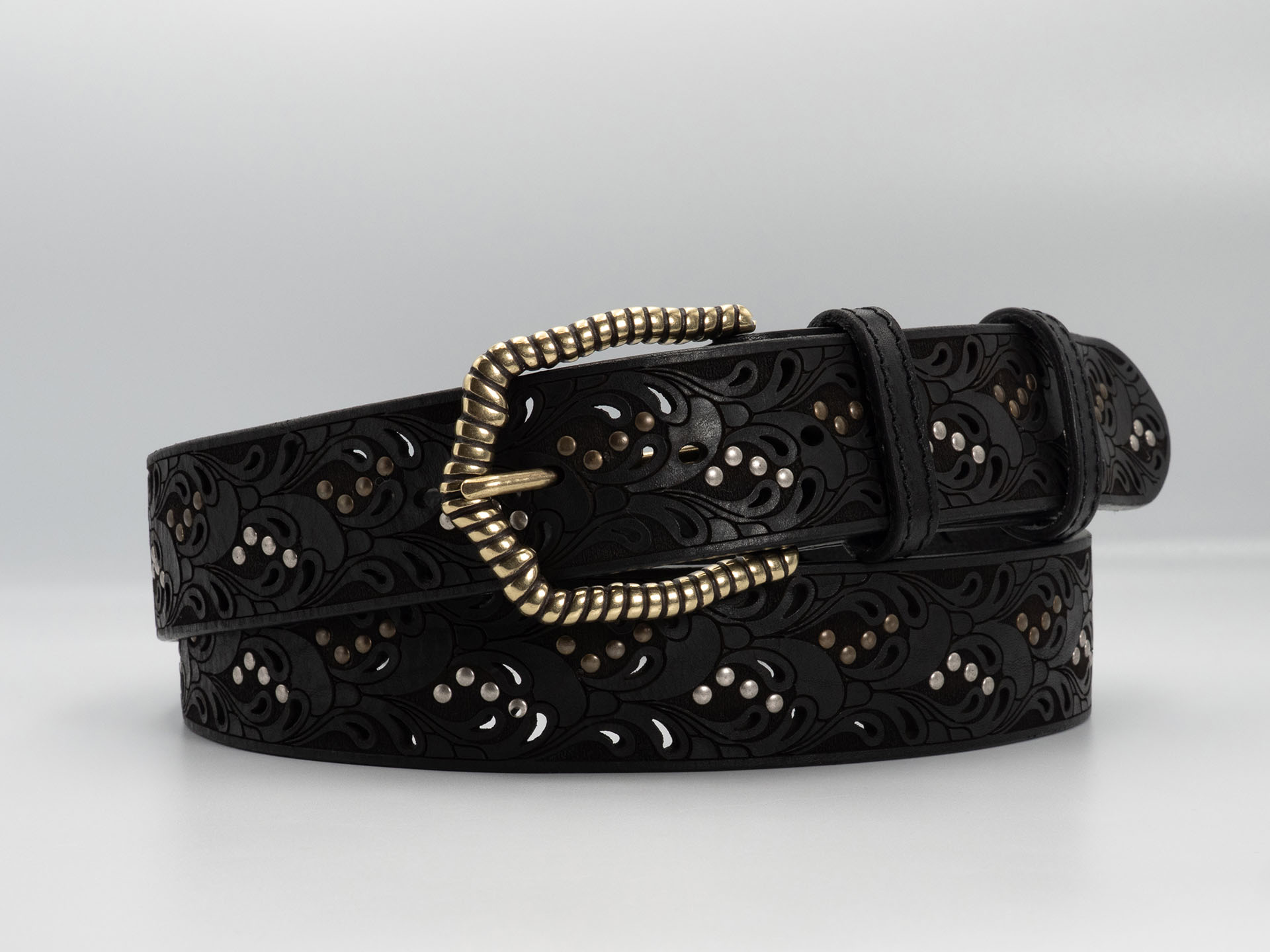 STUDDED RAFT BLACK