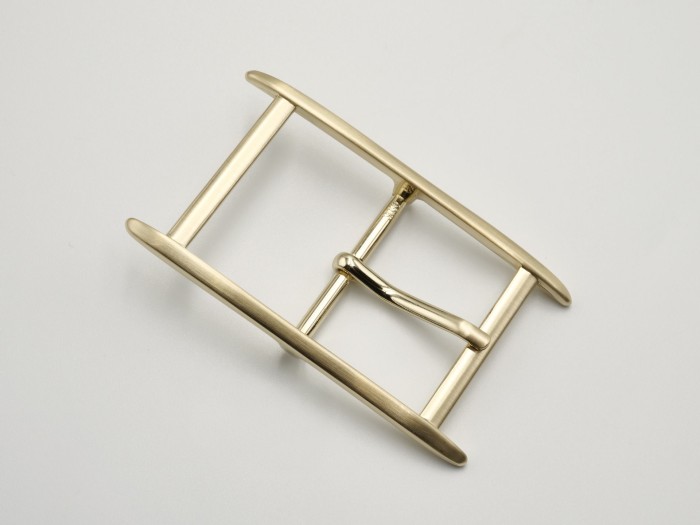 BUCKLE643