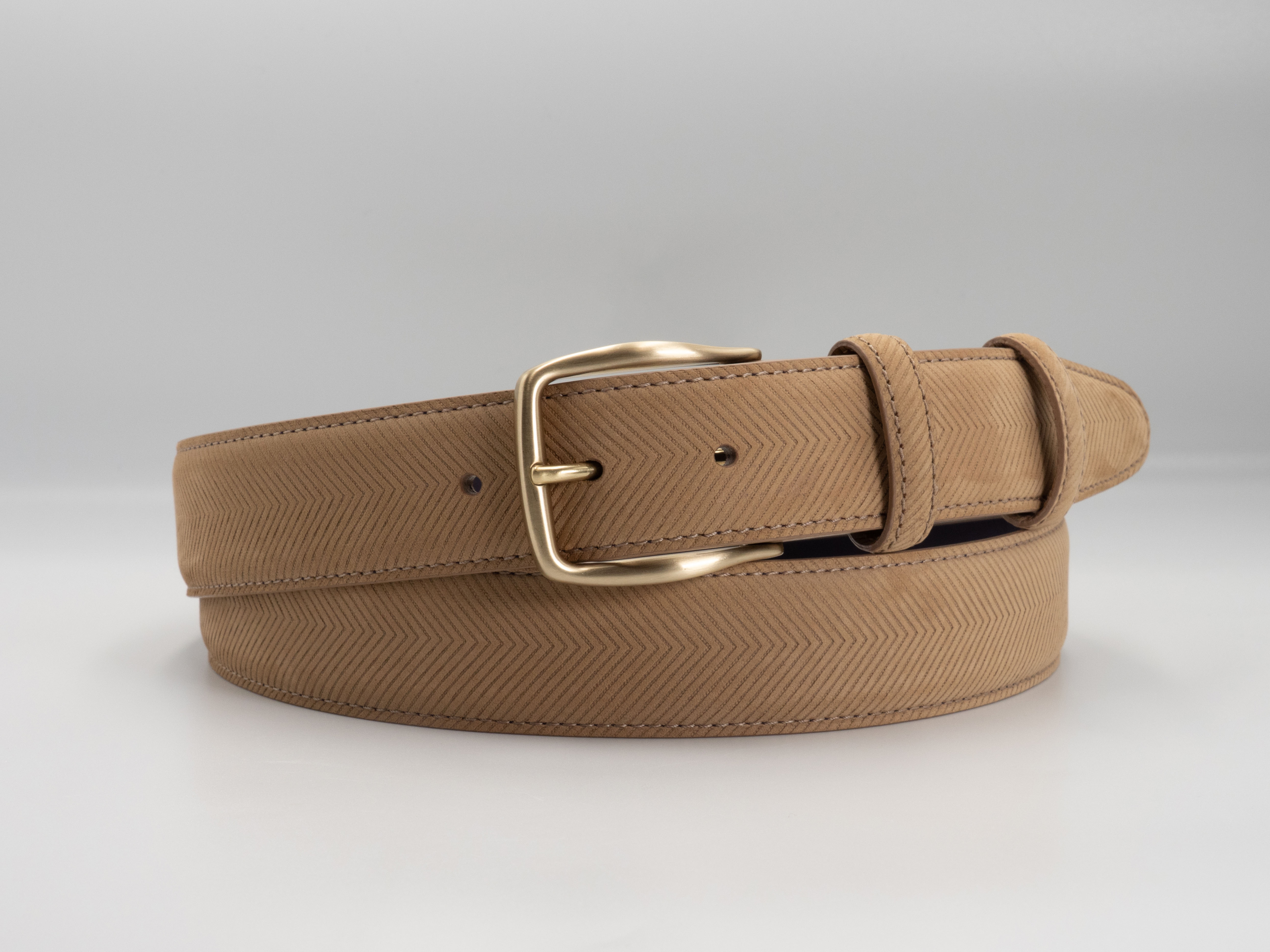 BOGART NUBUCK CHEVRON SAND