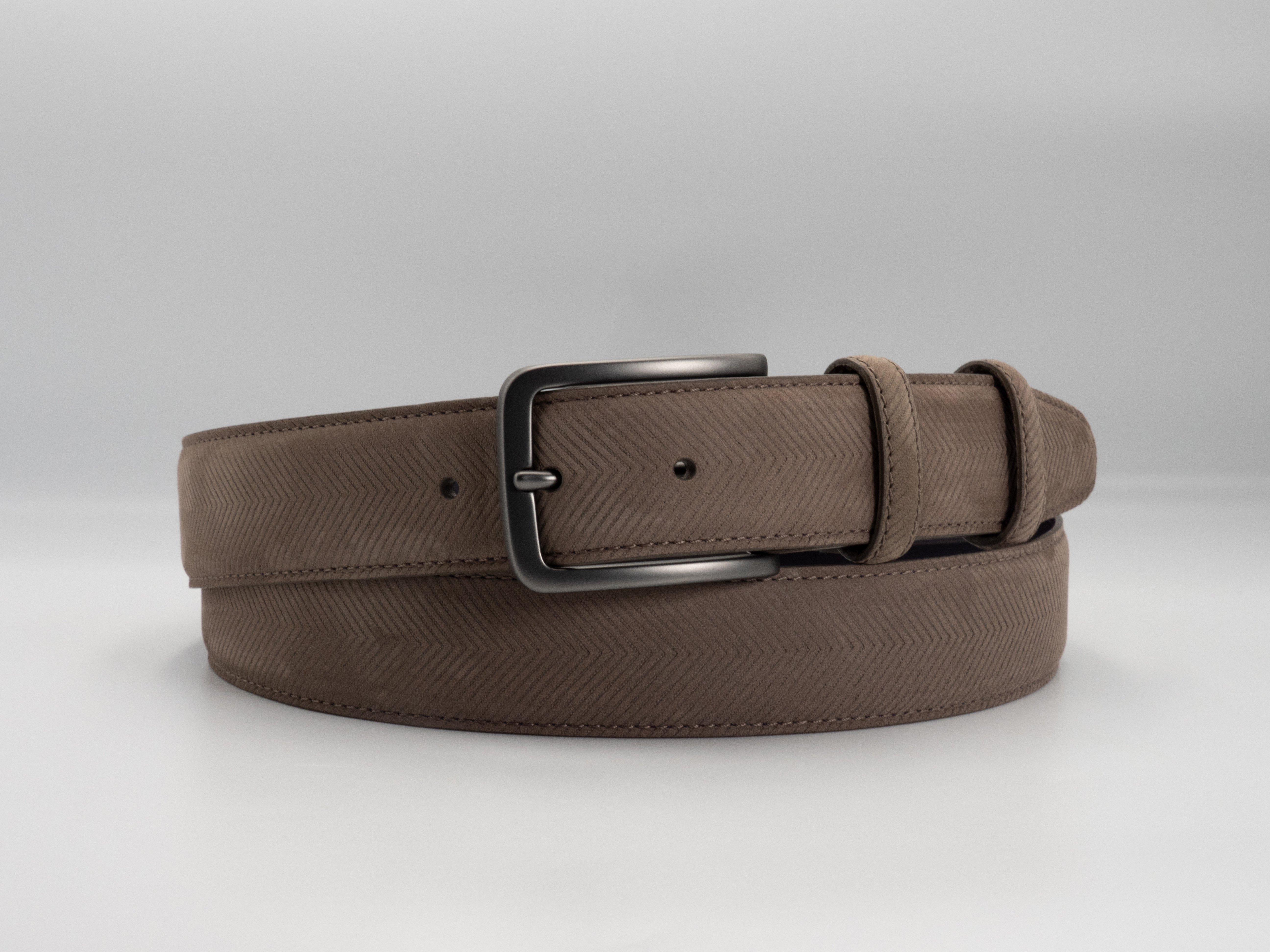 BOGART NUBUCK CHEVRON MOLE