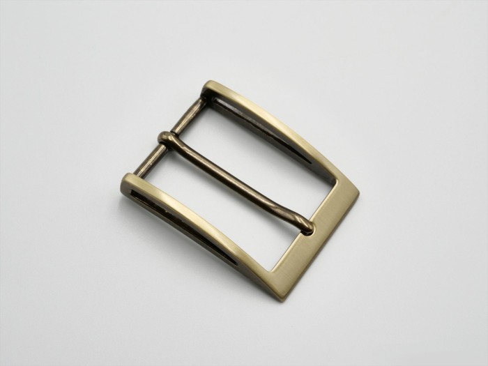 BUCKLE580