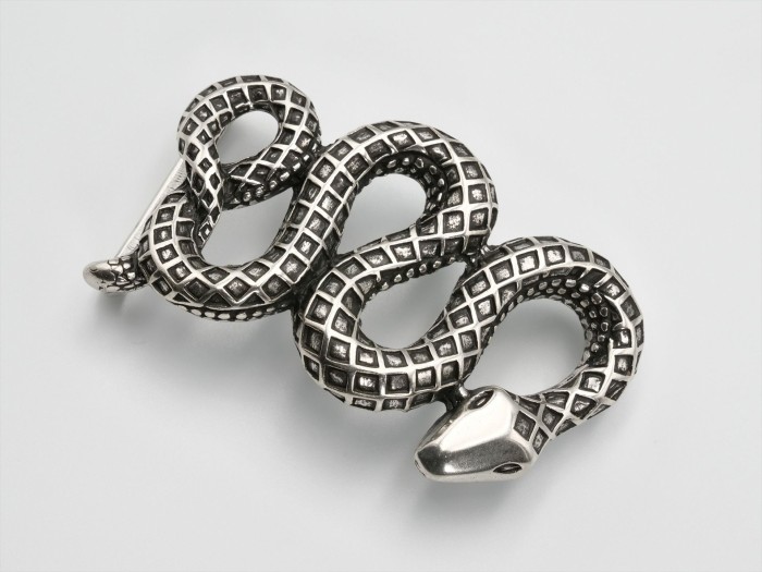 BUCKLE673