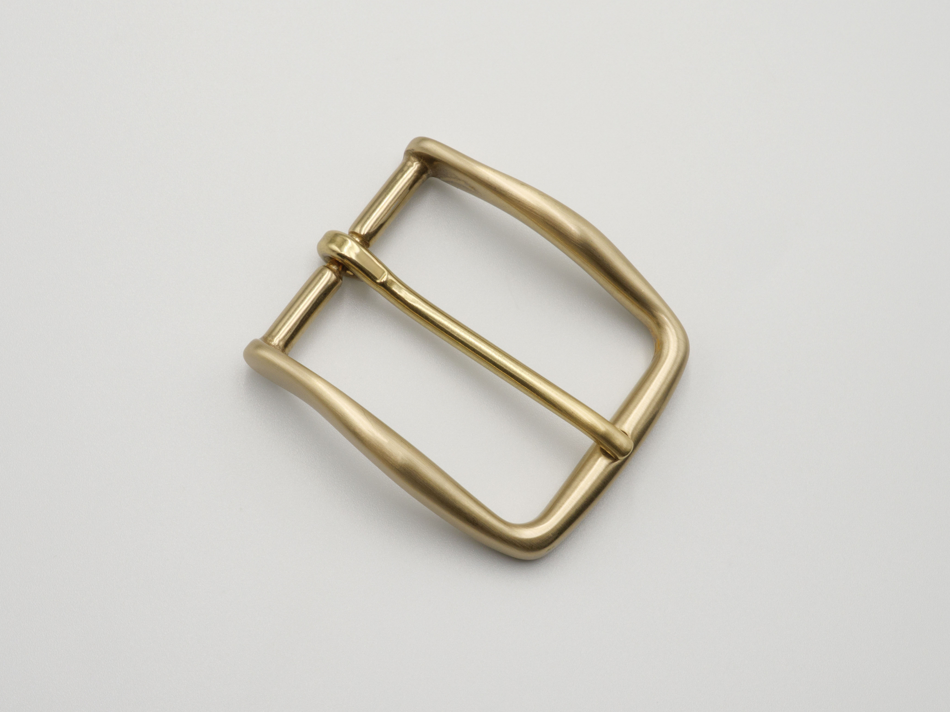 BUCKLE547
