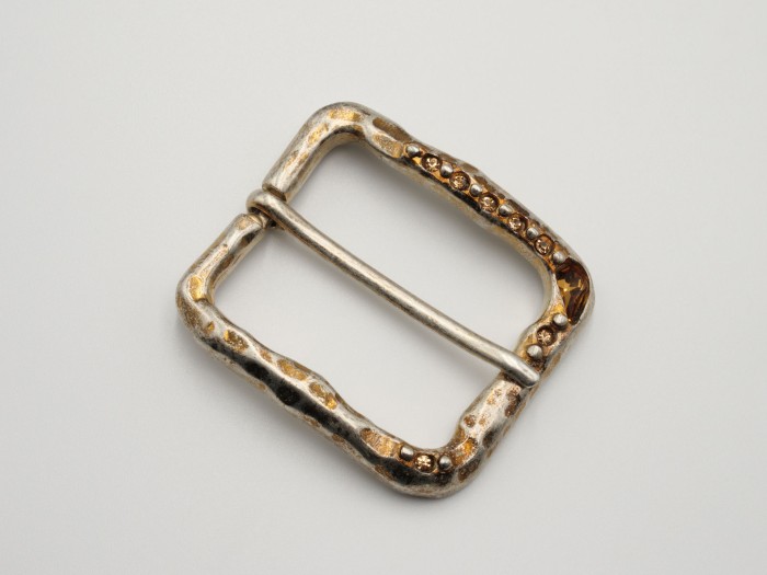BUCKLE626