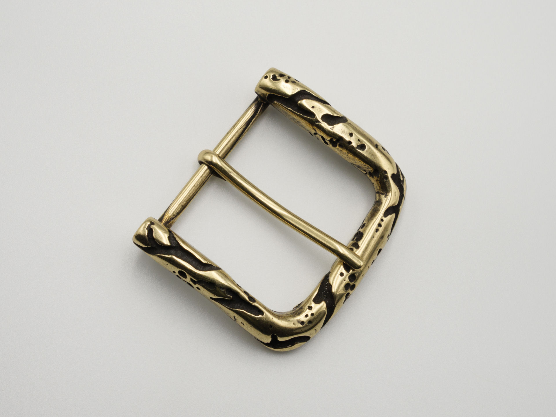 BUCKLE763