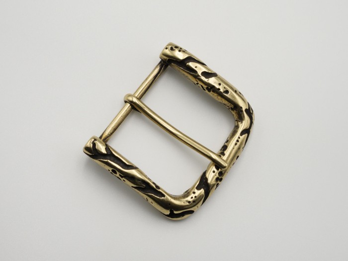 BUCKLE763