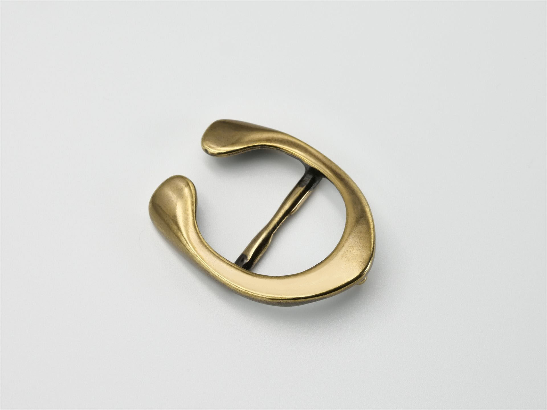 BUCKLE282