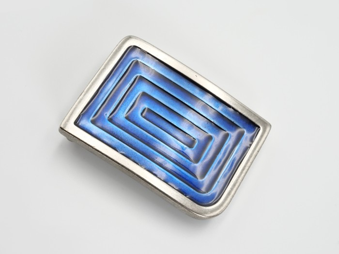 BUCKLE607