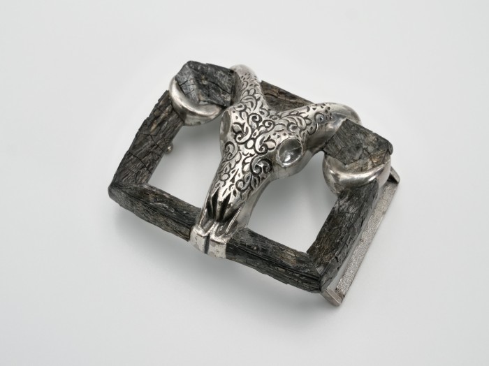 BUCKLE336