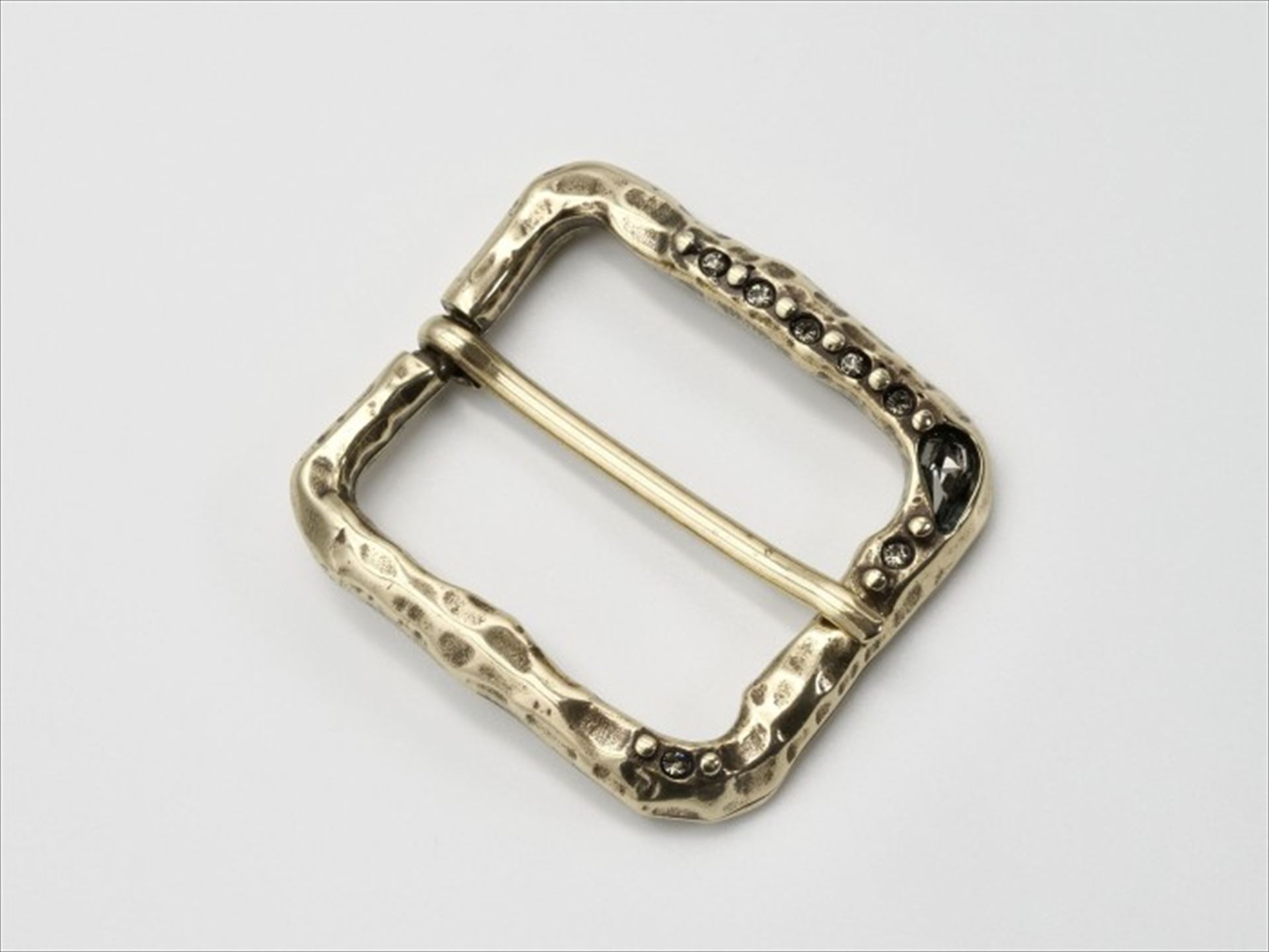 BUCKLE628