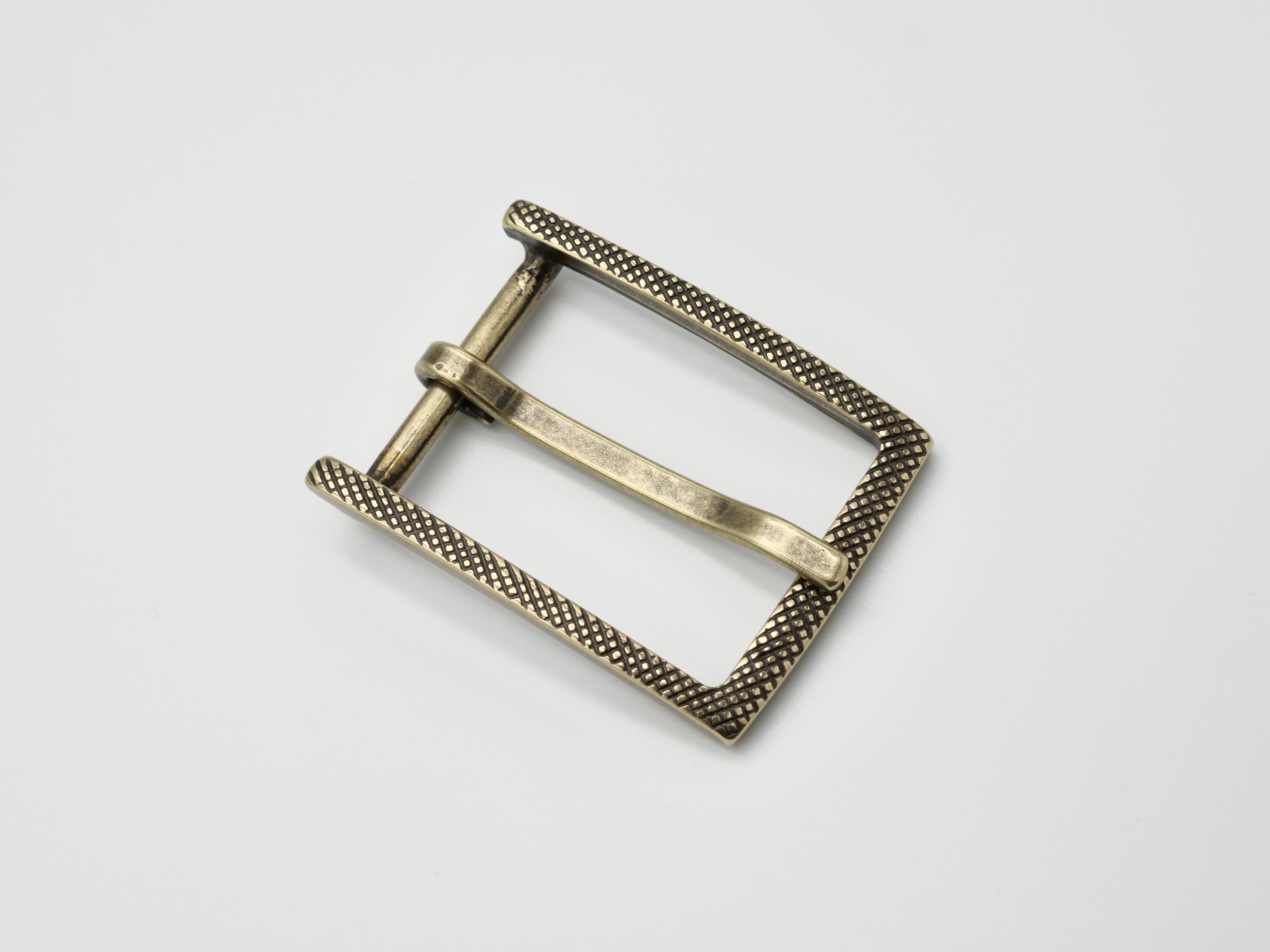 BUCKLE303