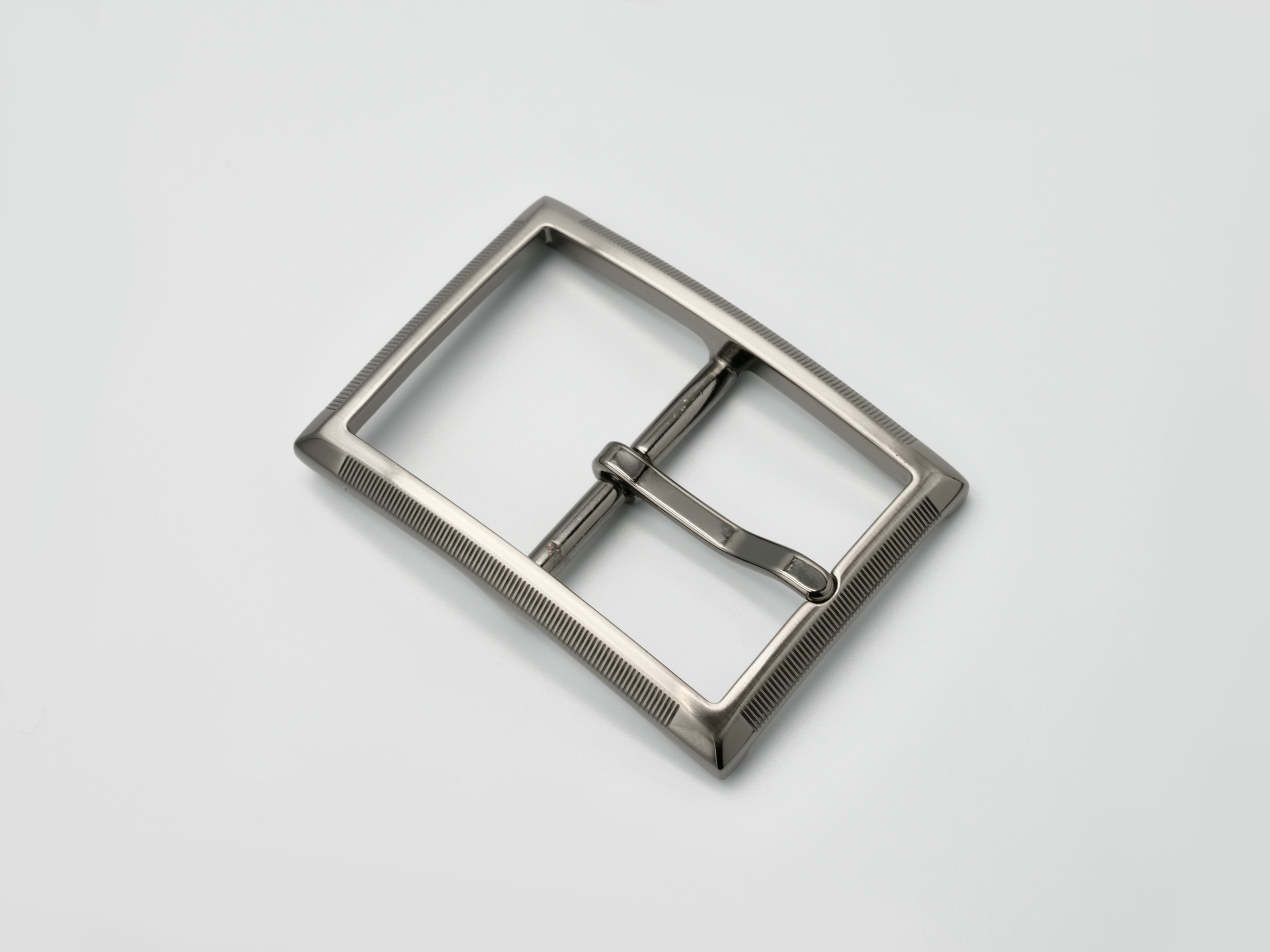 BUCKLE444