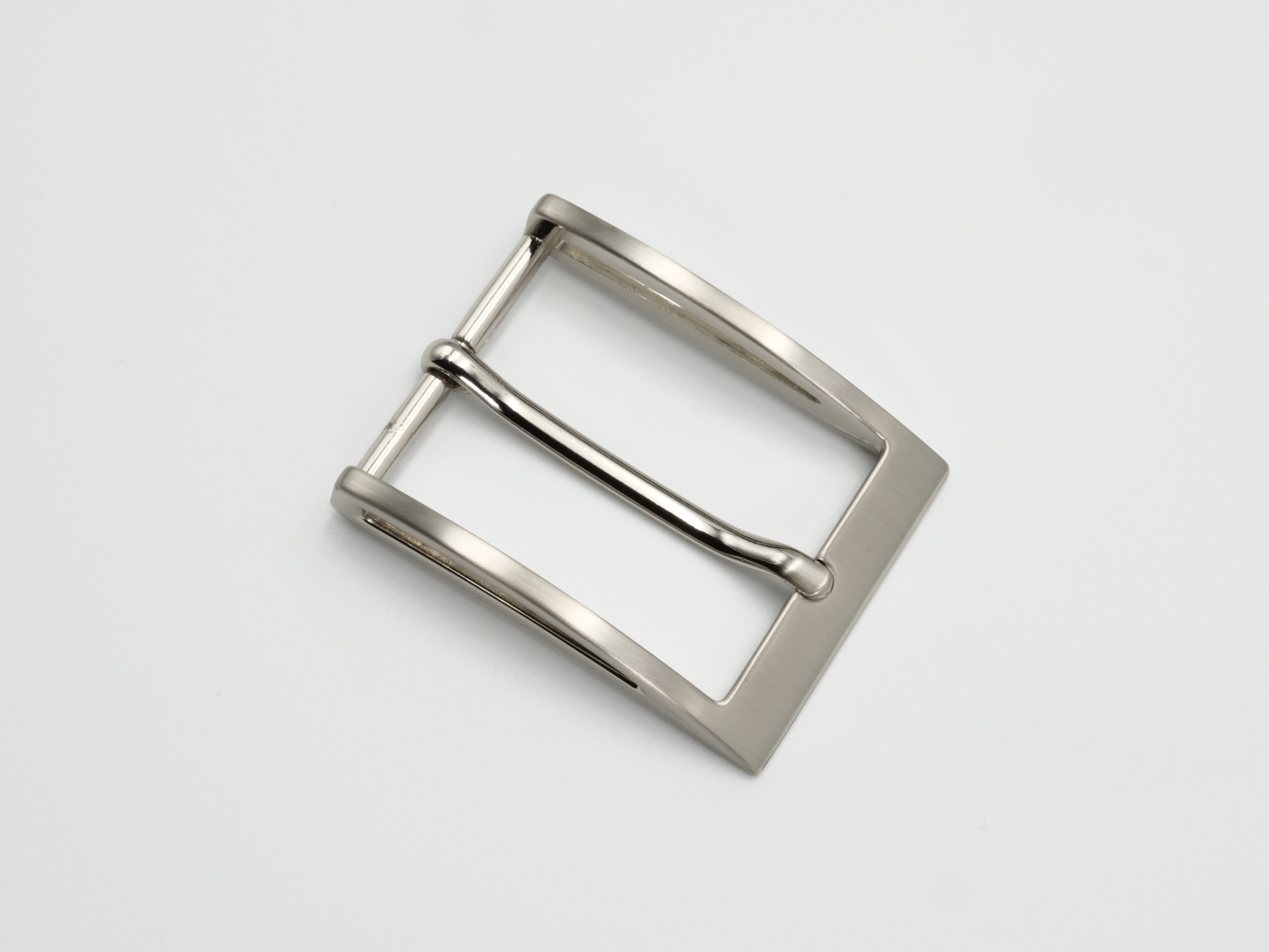 BUCKLE445