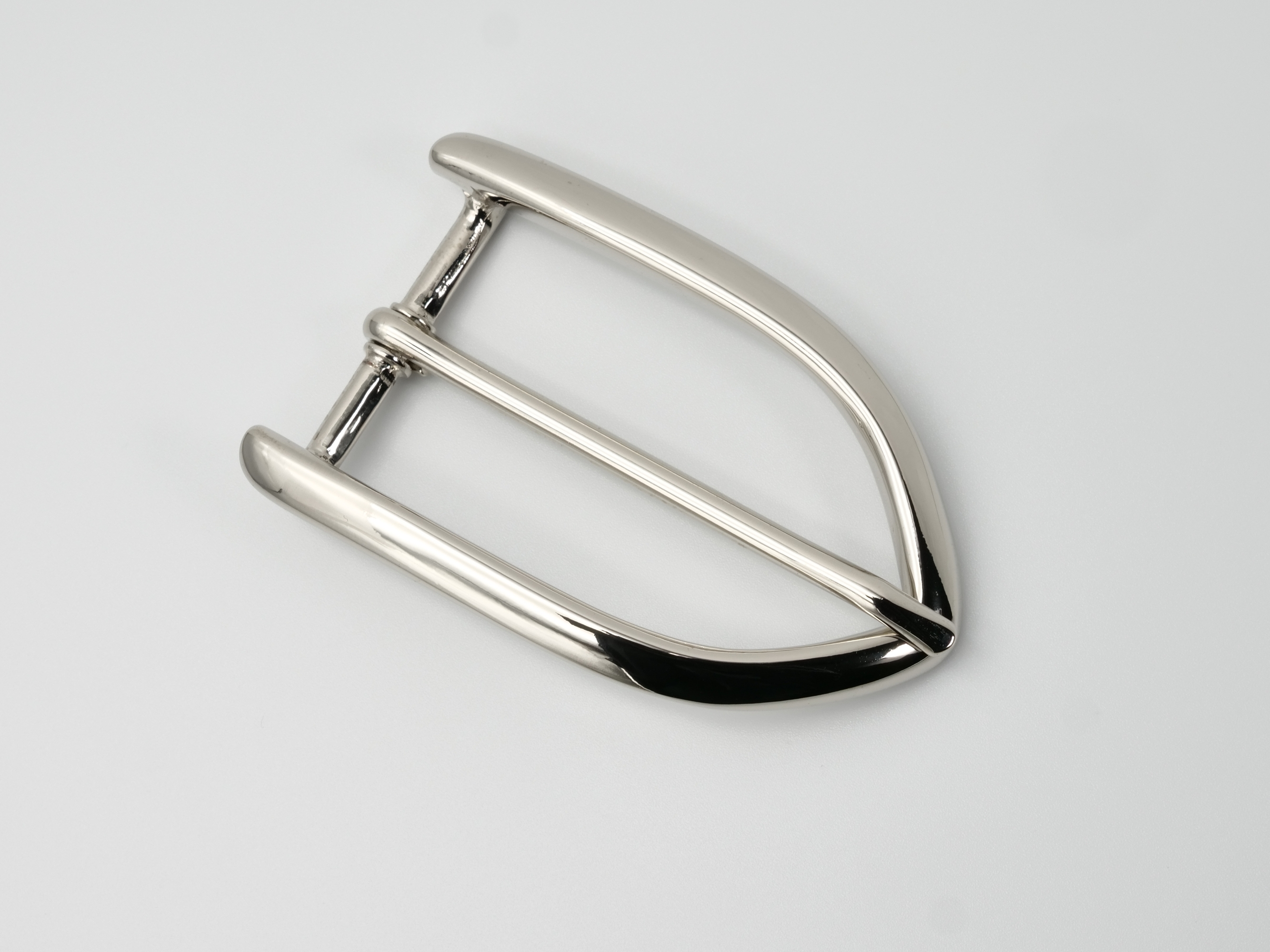 BUCKLE551