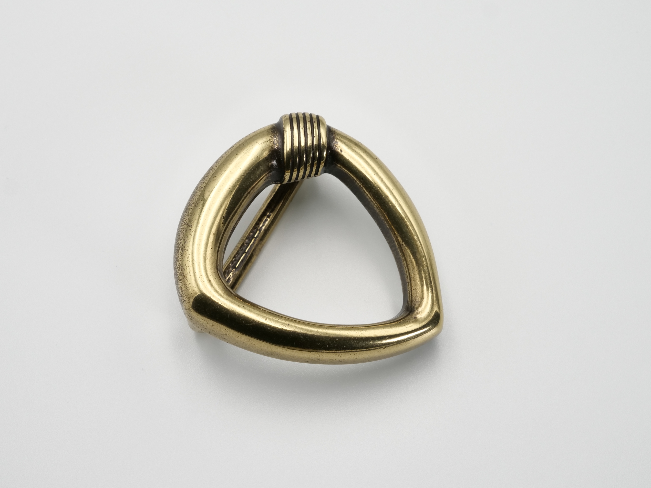 BUCKLE775