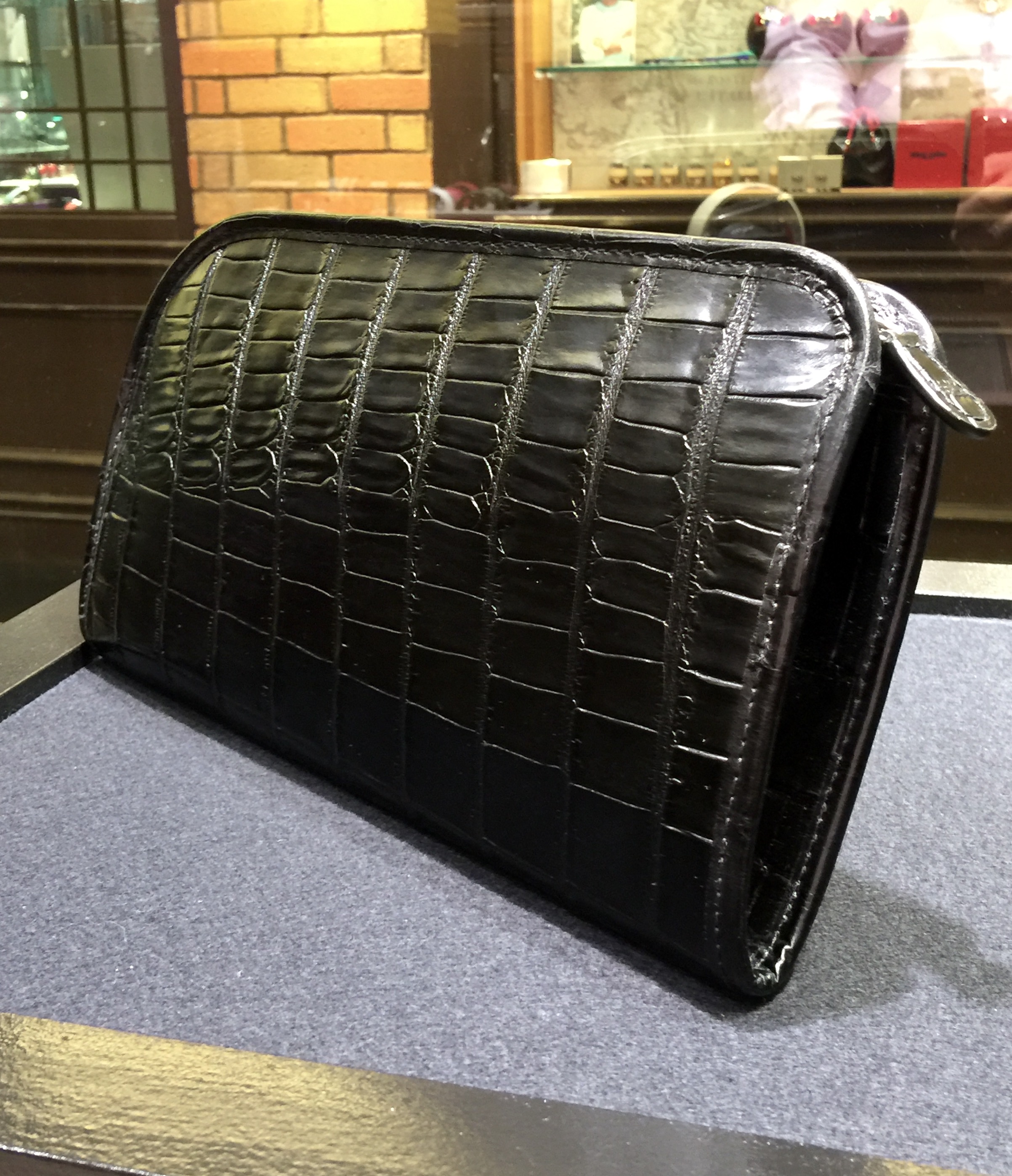 エリオットローズロンドン アリゲーターテール・クラッチバッグ