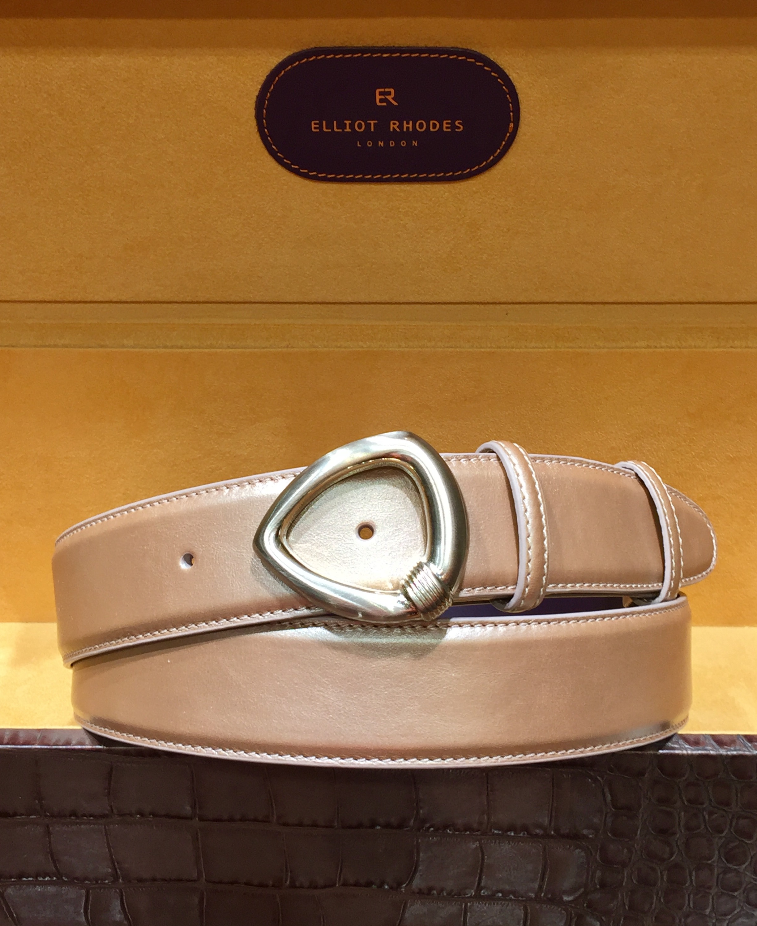 エリオットローズロンドン新作ベルト40mm