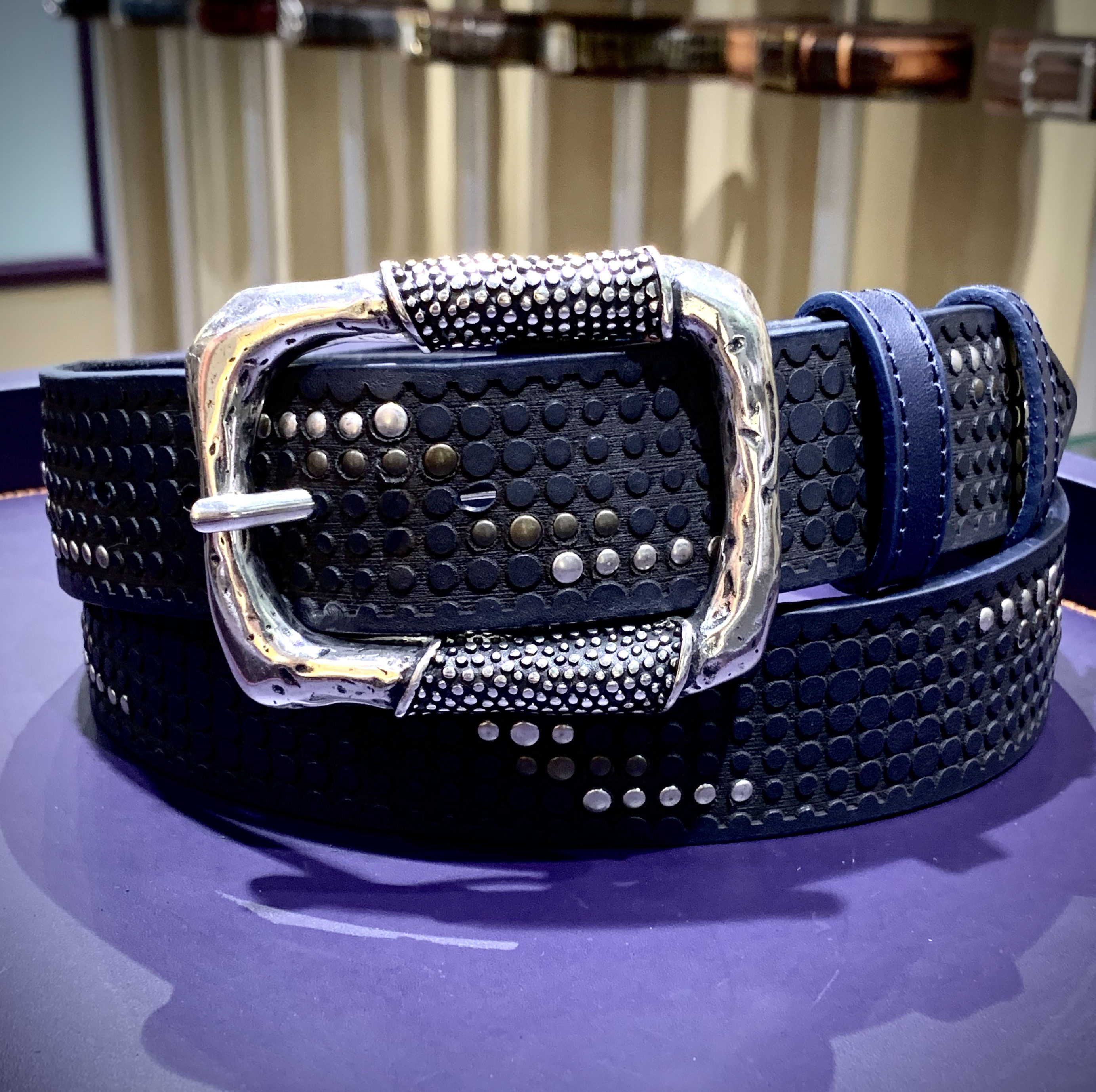CLYDE STUDDED STRAP 40mm