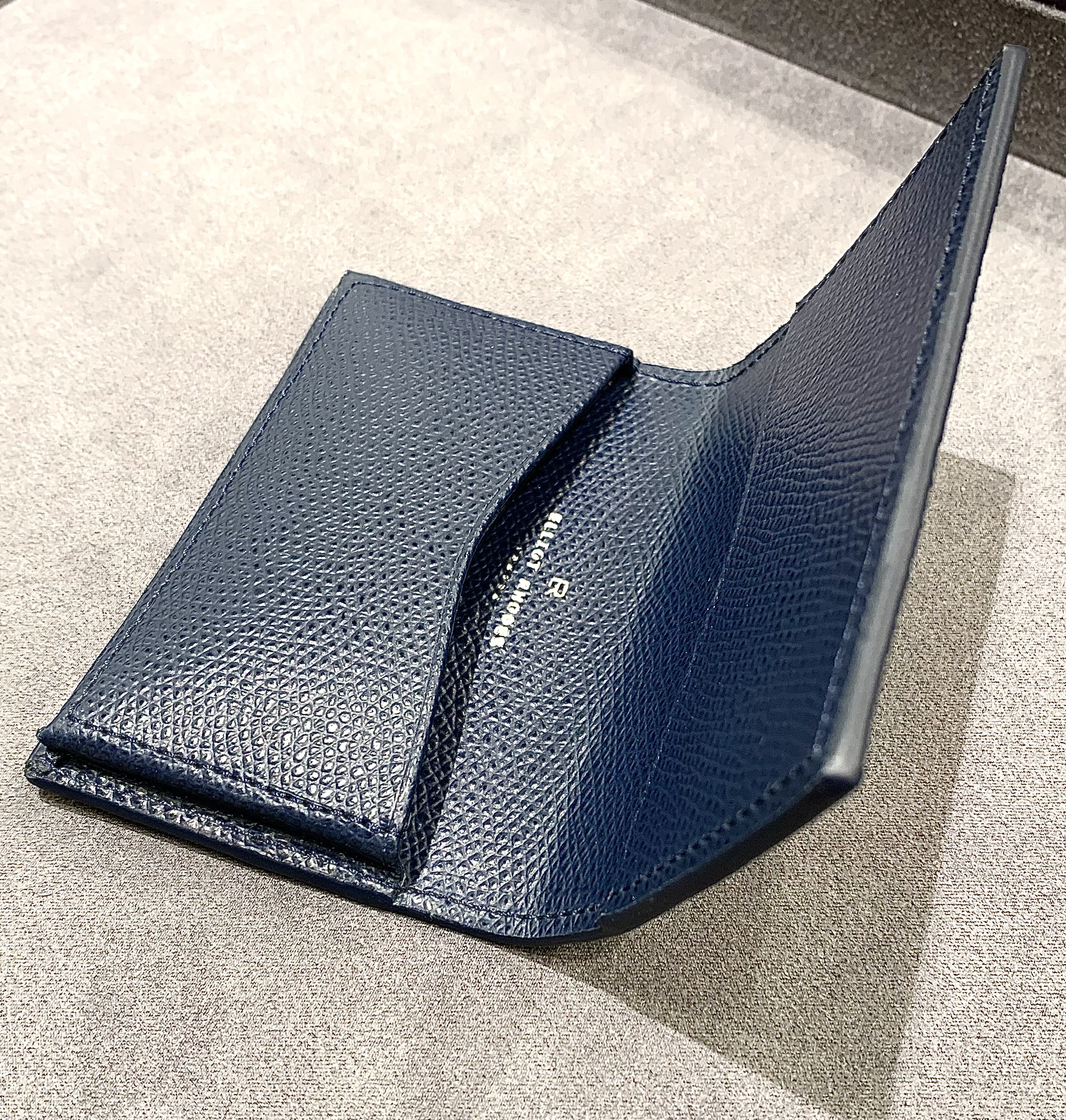 ELLIOT RHODES LONDON ACCESSORY COLLECTION