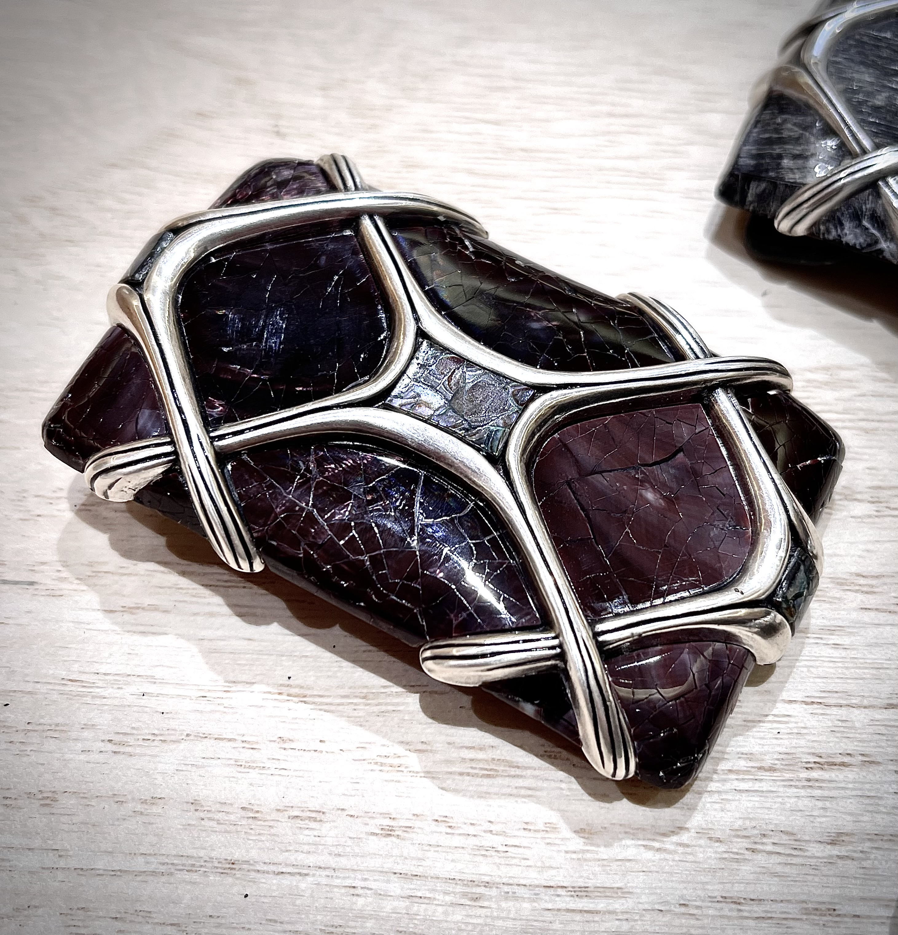 ELLIOT RHODES LONDON SELL BUCKLE