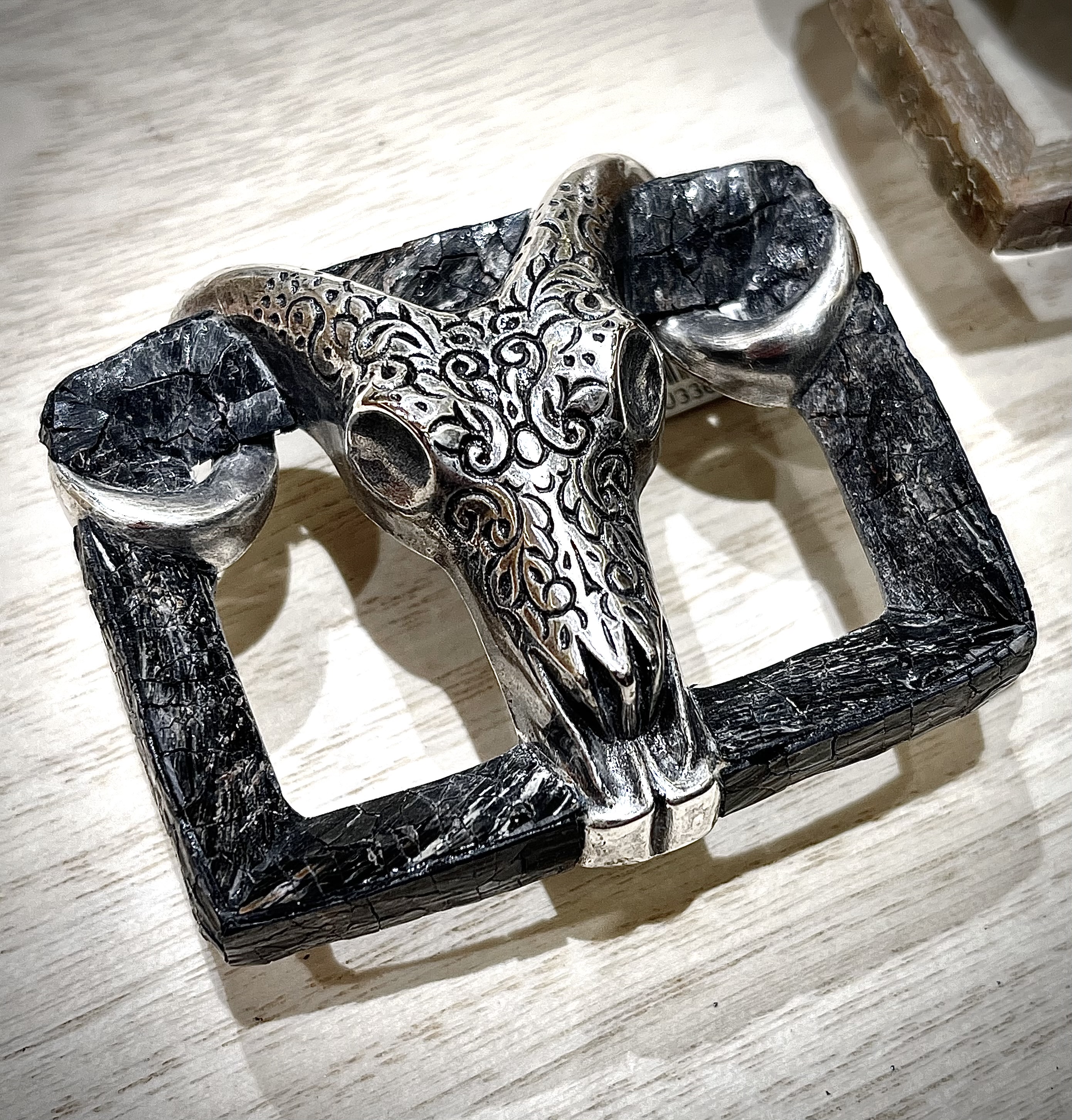 ELLIOT RHODES LONDON SELL BUCKLE