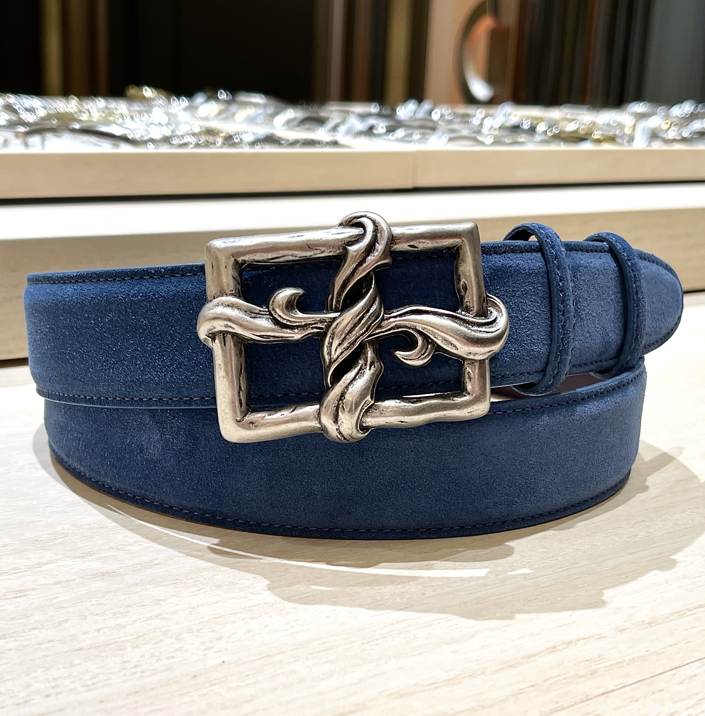 ELLIOT RHODES LONDON NEW SUEDE 40mm