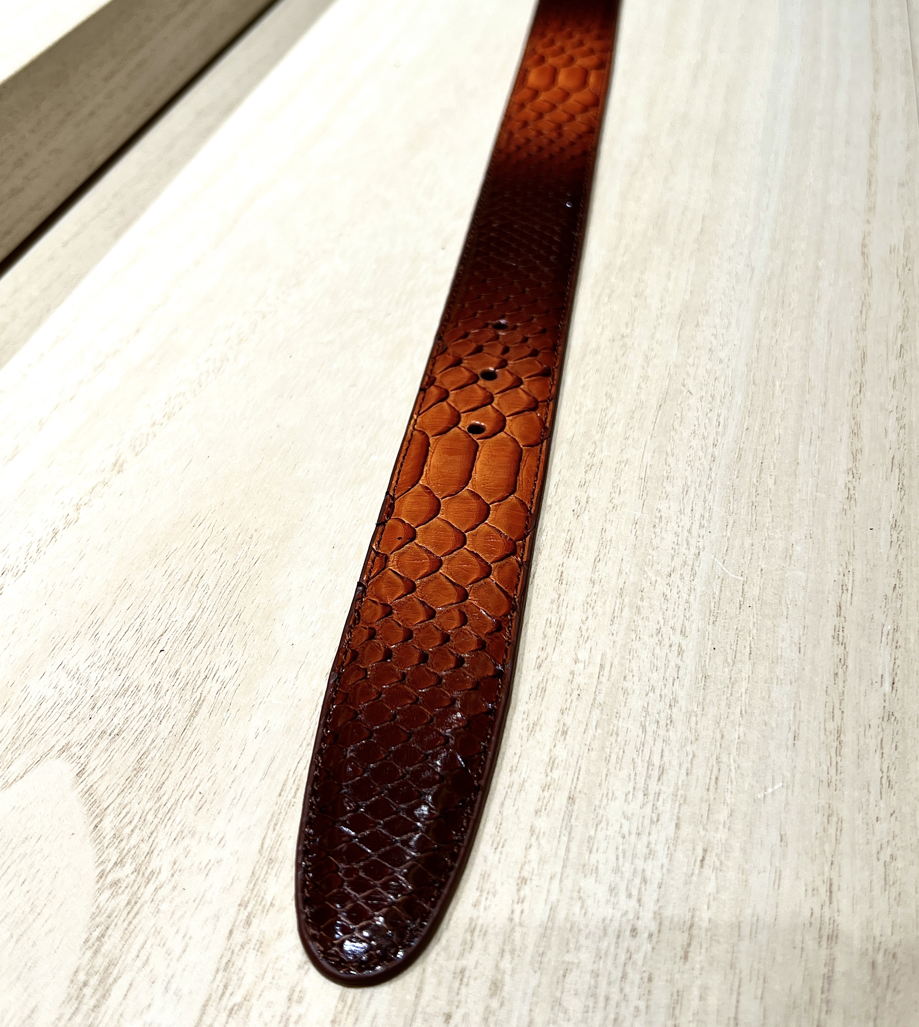 NEW ELLIOT RHODES LONDON 40mm PYTHON STRAP